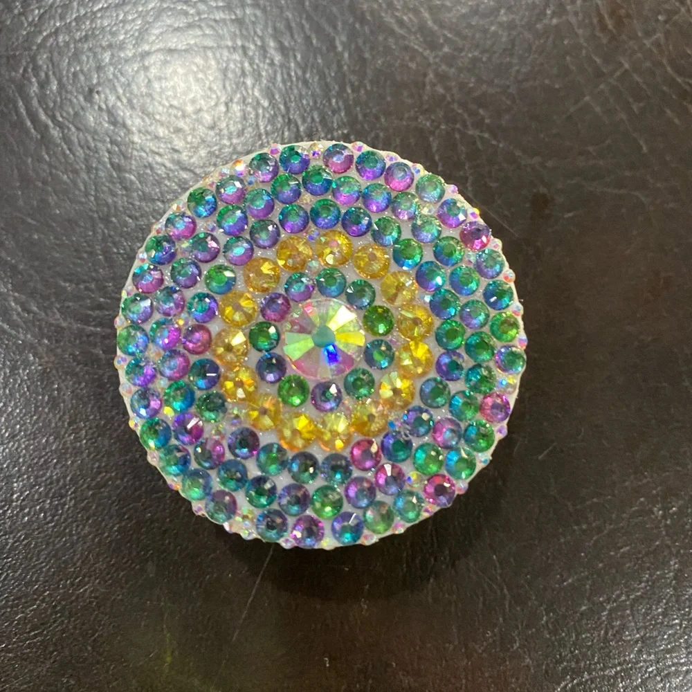 Rhinestone Pop Grip